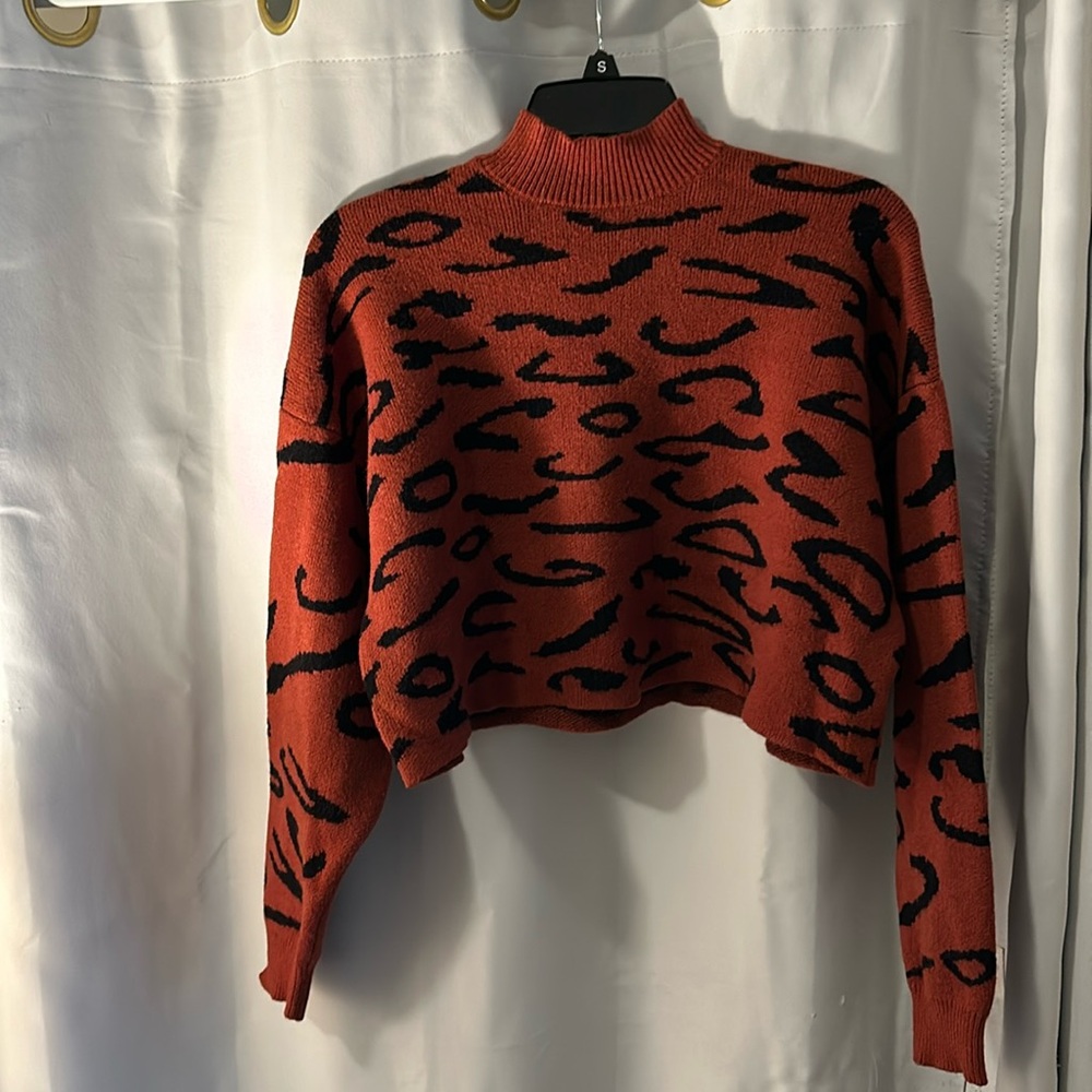 Forever 21 Sweater